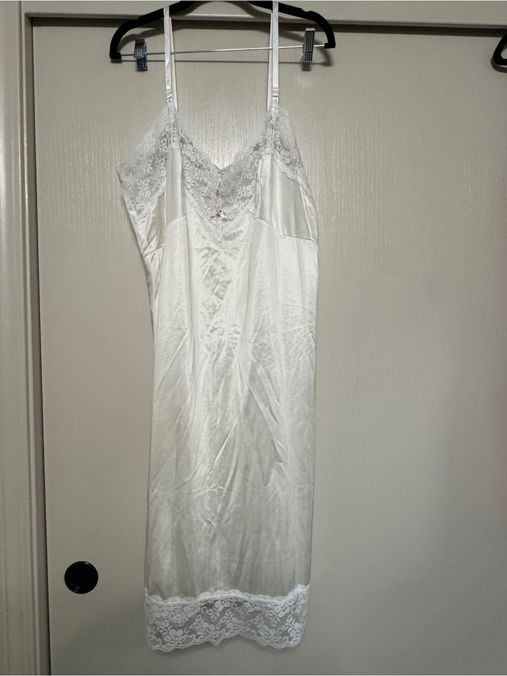 Vintage White Lace-Trim Slip Dress/nightgown - Classic Women’s Intimate